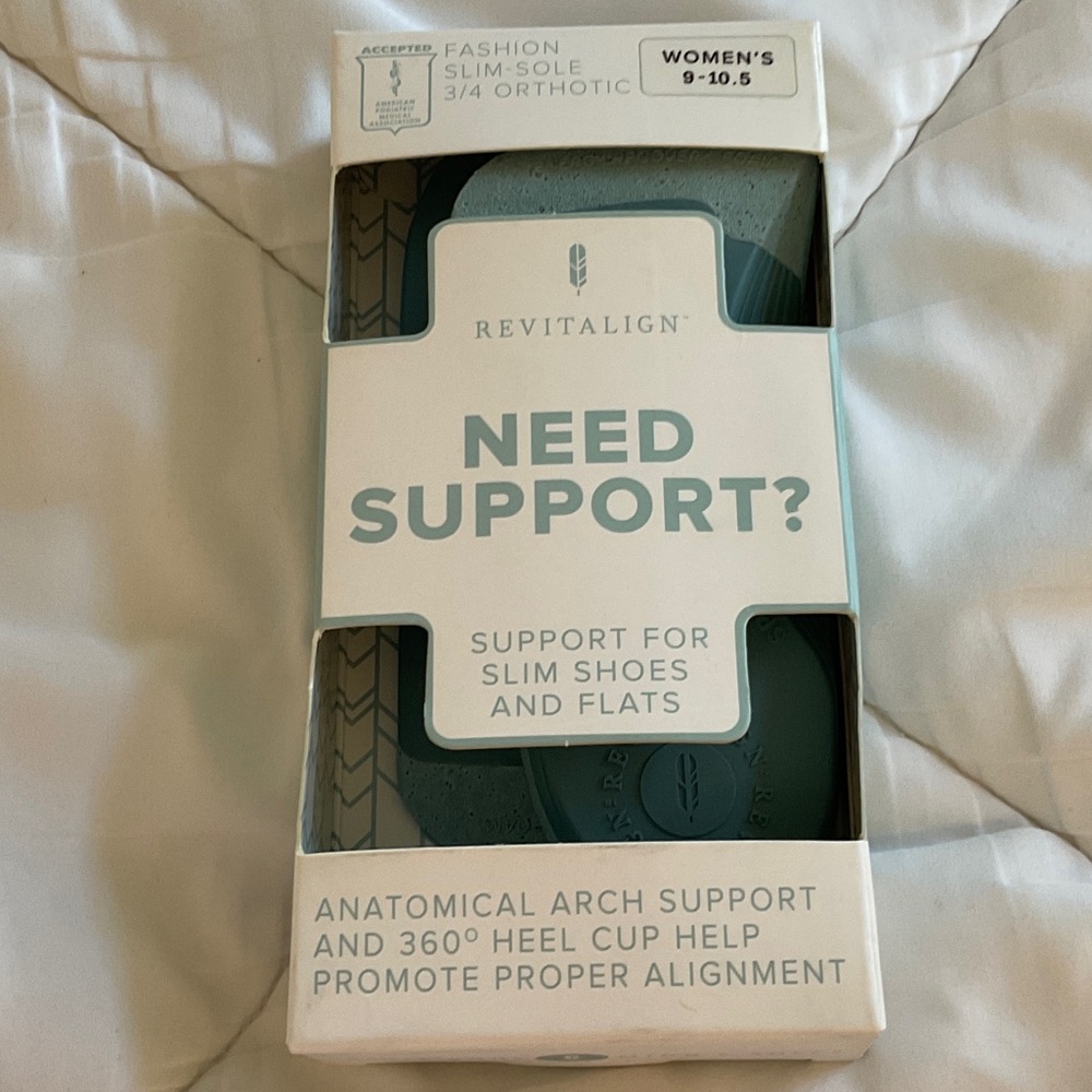NEW REVITALIGN ARCH SUPPORT SET OF 2 INSERTS WOMAN 9-10.5 NEVER USED